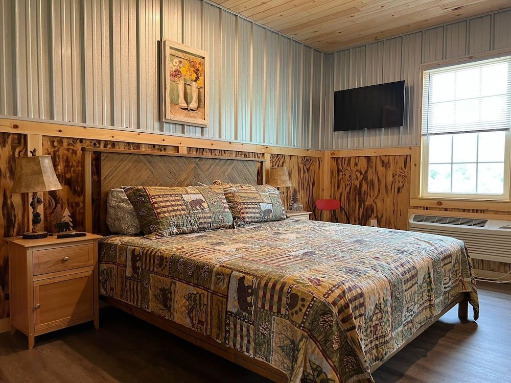 Brushcreek Falls RV Resort 3