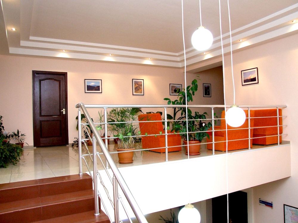 Vayk Hotel and Tourism Center 3