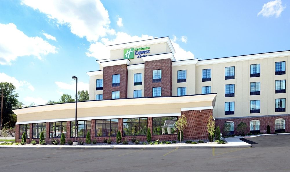 Holiday Inn Express & Suites Geneva Finger Lakes by IHG 2 estrelas em Geneva
