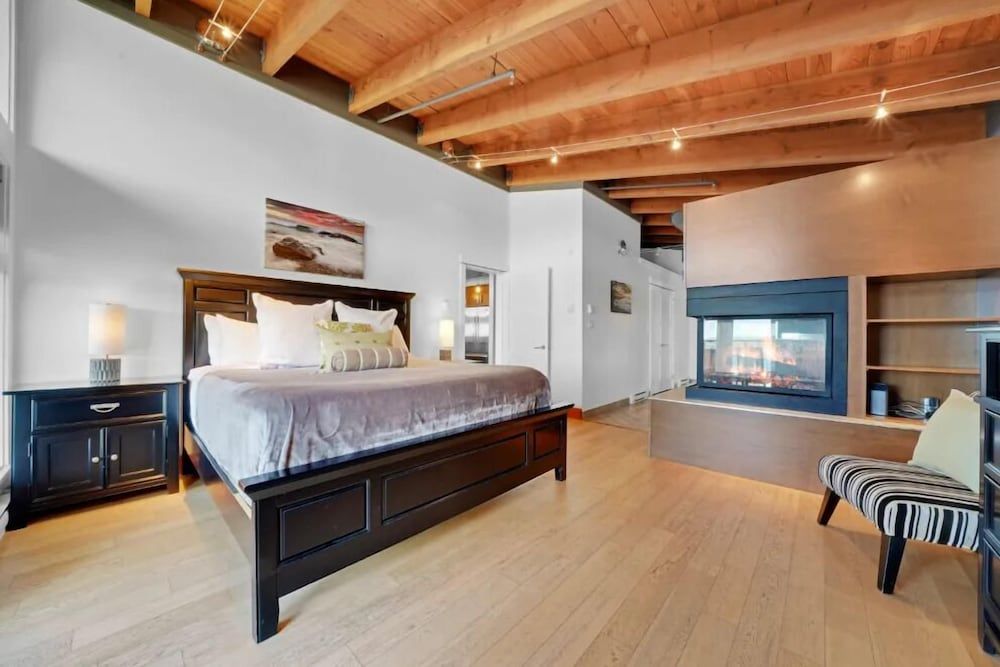 Mariner's Loft 2