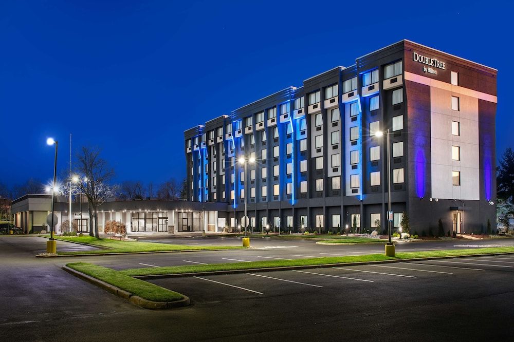 Doubletree by Hilton Monroe Township Cranbury 4 estrellas en Monroe Township