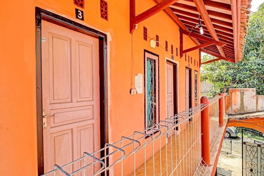 OYO Life 91478 Wisma Aura Syariah 3
