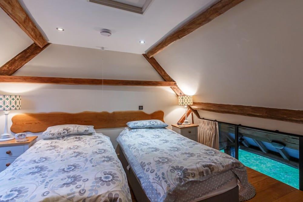 Tump Cottage 2