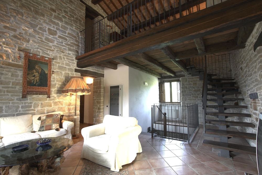 Agriturismo Acero Rosso 2