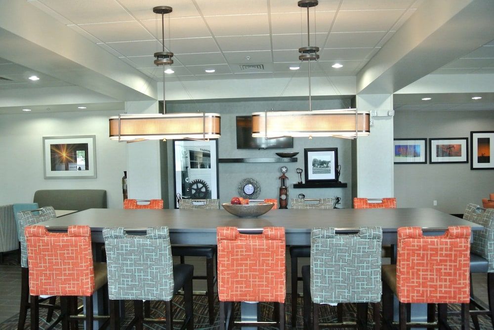 Hampton Inn Carrizo Springs 3