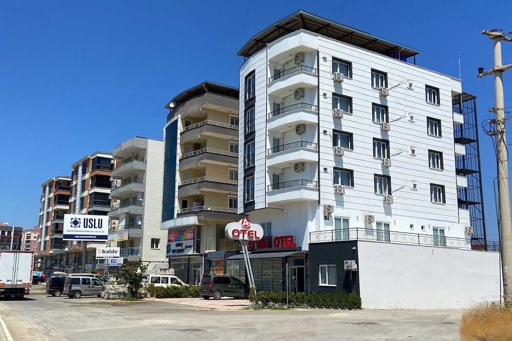 Ayvaz Otel 3 estrellas en Torbalı