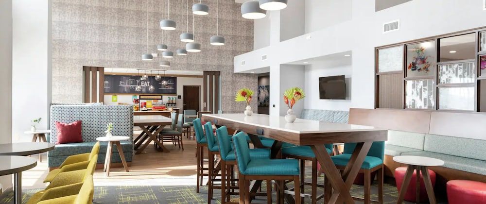 Hampton Inn & Suites Canyon 2