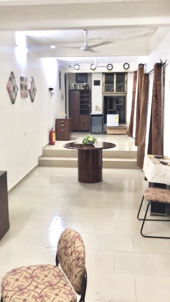 Marrets International Hotel 3