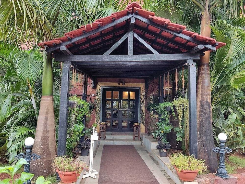 Chira Meadows Ecoresort Dapoli -1 estrellas en Dapoli