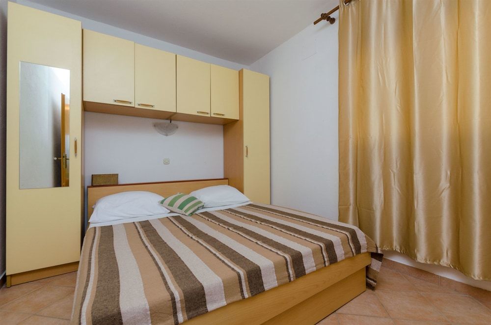 Apartments Jurica 3