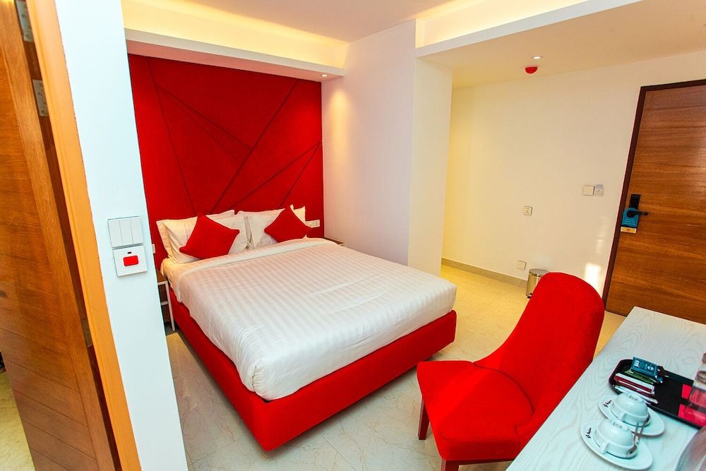 Royal Raj Hotel & Condominium 3