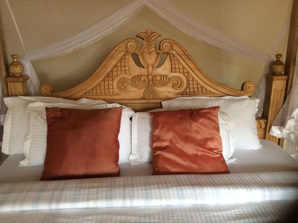 Rift Valley Game Lodge 2