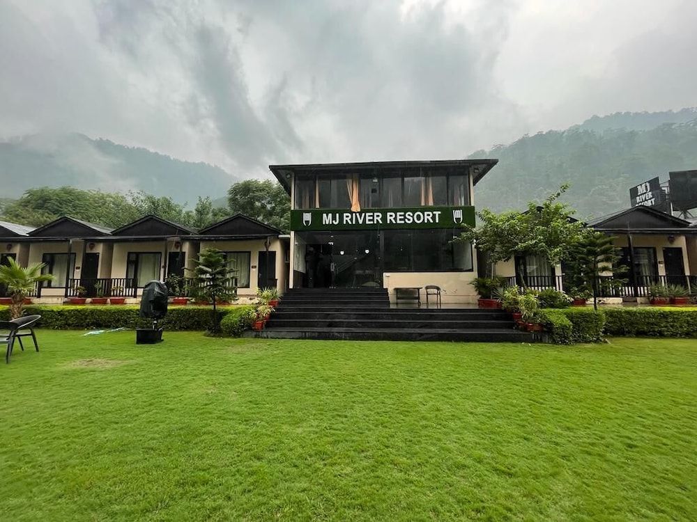 MJ River Resort By DLS Hotels 2