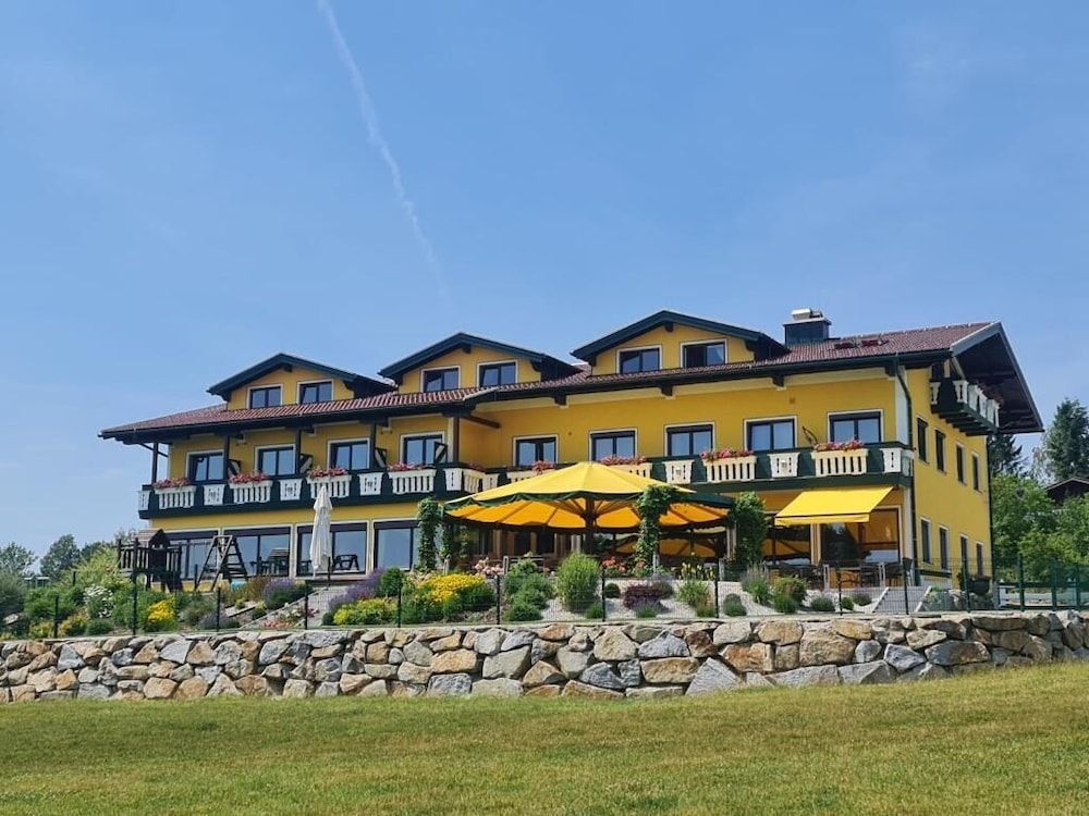 Landgasthof Entenwirt 3 estrellas en Tarsdorf