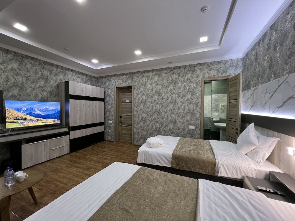 Ada Hotel 3