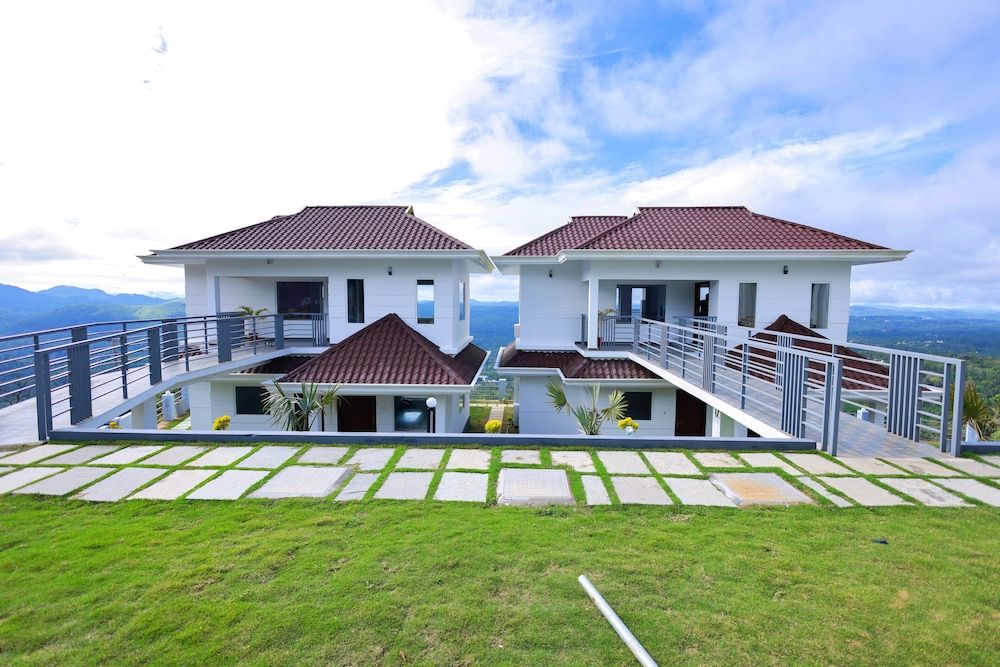 The Windy Mist Resort Munnar 2