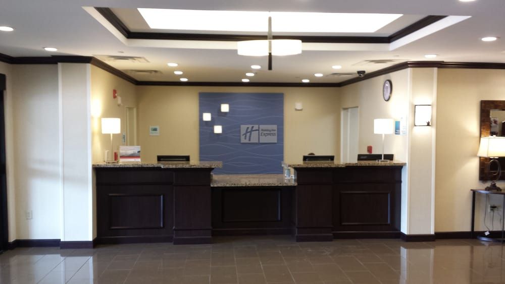 Holiday Inn Express & Suites Cambridge by IHG 2
