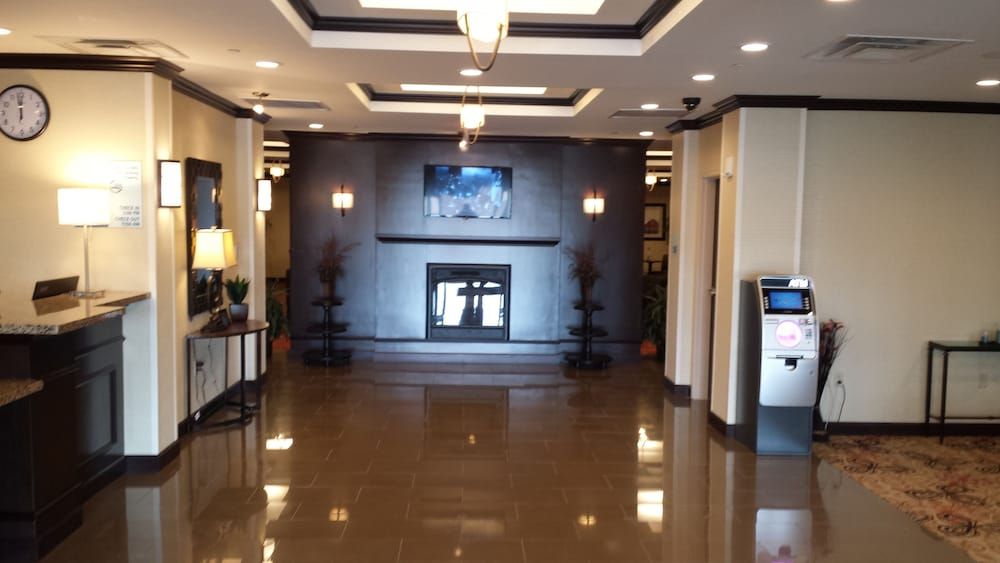 Holiday Inn Express & Suites Cambridge by IHG 3