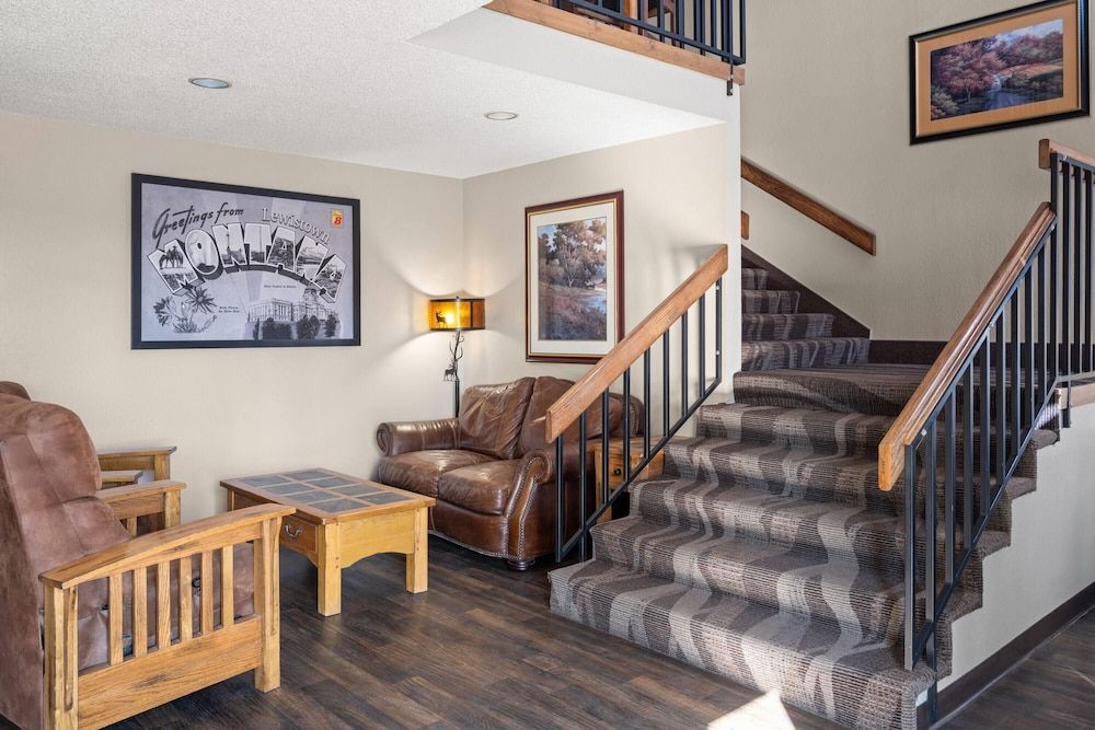 Super 8 by Wyndham Lewistown 2