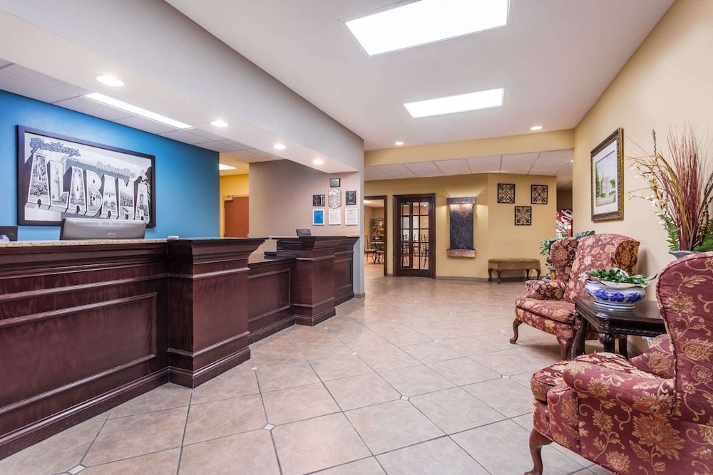 Super 8 by Wyndham Rainsville 2