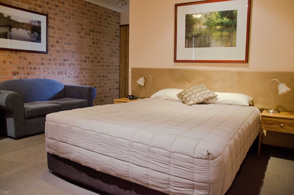 Baybrook Motor Inn & Apartments 3