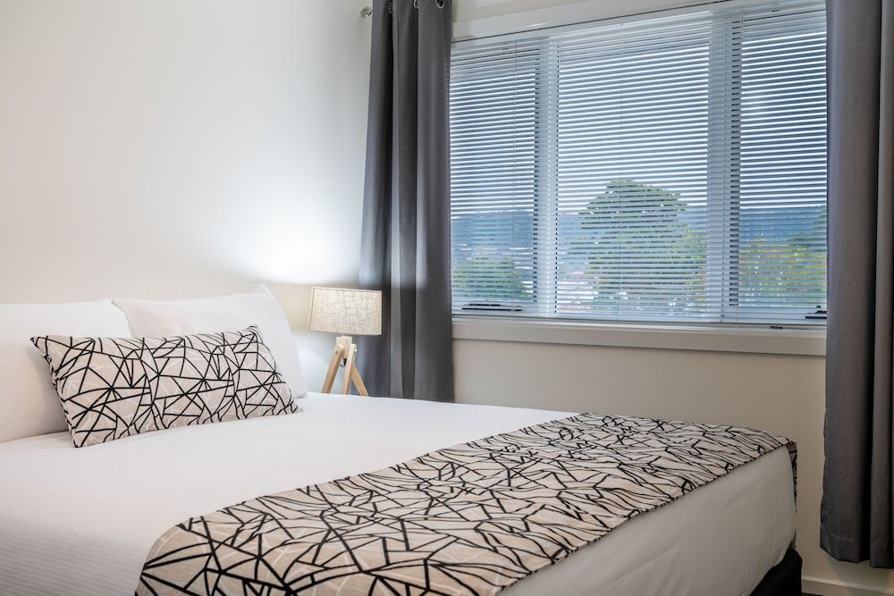 Warners Bay Apartments 3