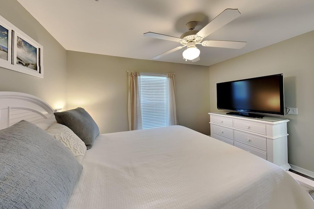Gulf Island by Southern Vacation Rentals 3