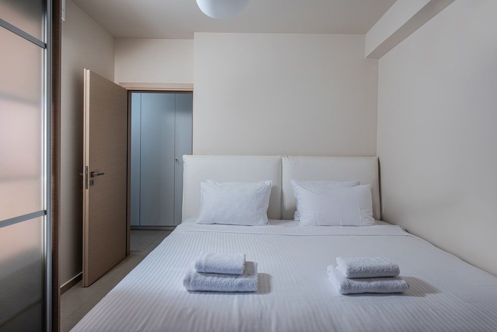 Omega House in Crete 3
