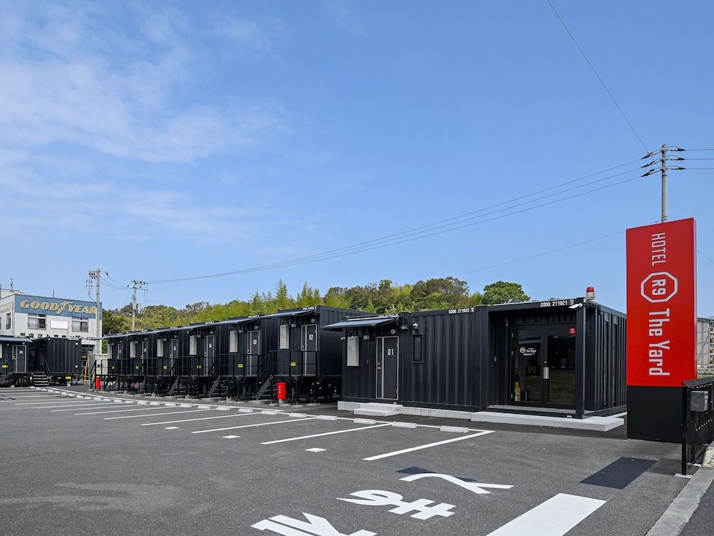 HOTEL R9 The Yard Shikokuchuo 3 estrellas en Shikokuchuo
