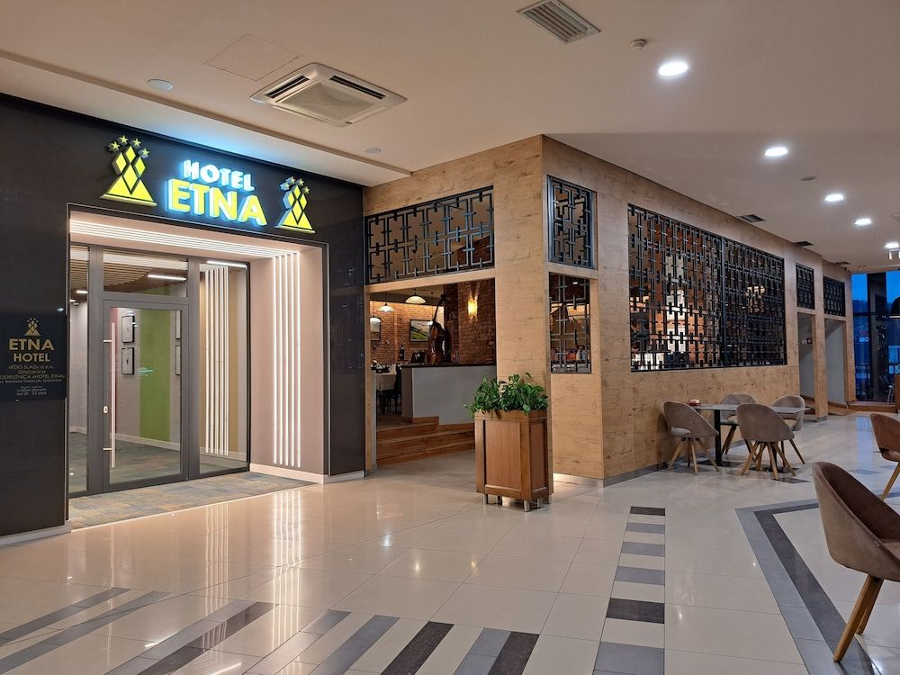 Hotel ETNA 4 estrellas en Gračanica