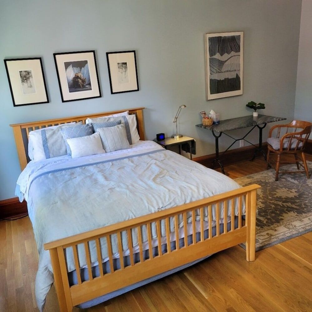Art and Lodging 2