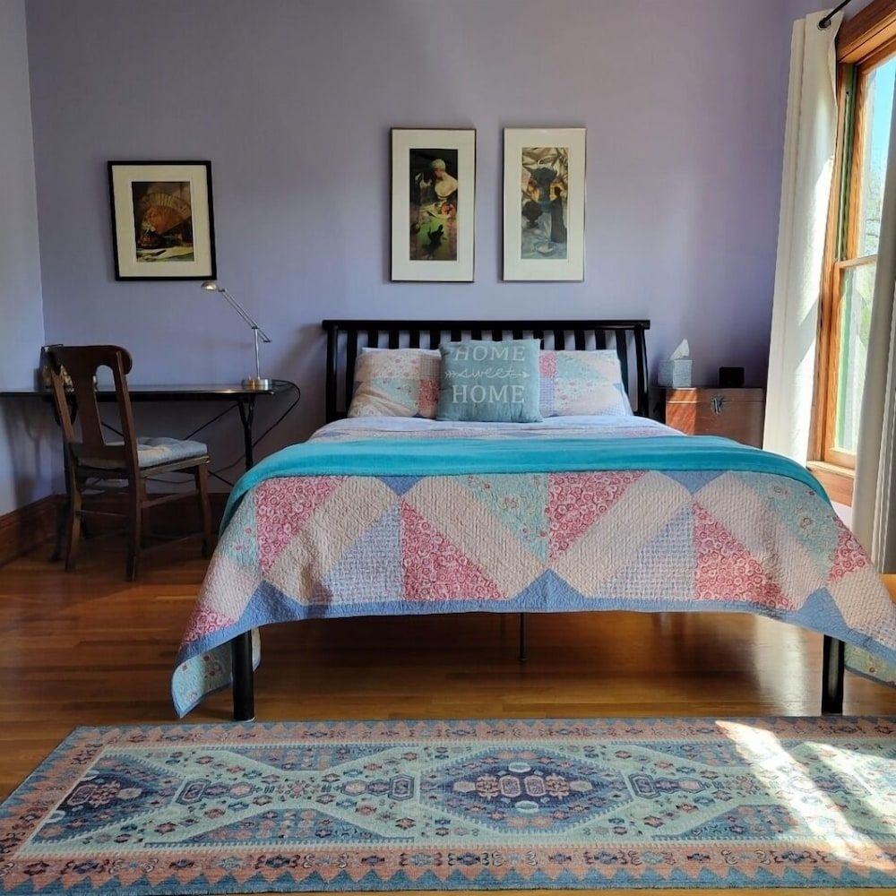 Art and Lodging 3
