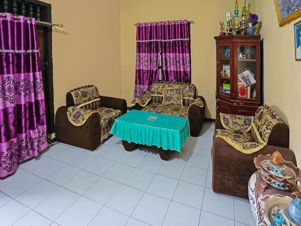 Hotel O Arfan HouseNearDanau Ranau 2