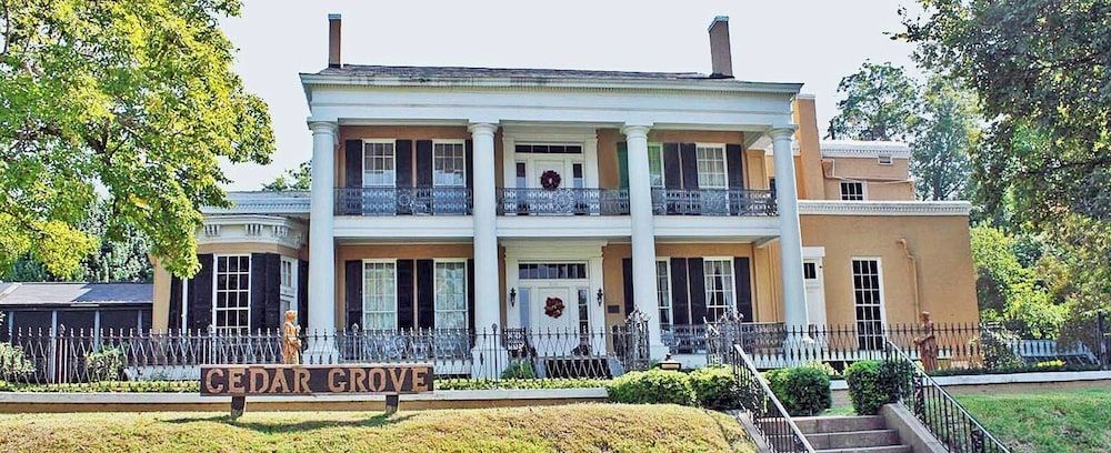 The Inn at Cedar Grove 5 estrellas en Vicksburg