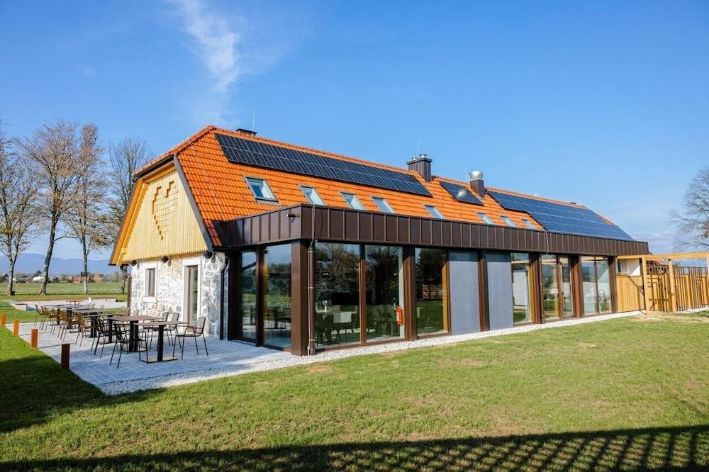Resort Village Majer - Apartments, Glamping - Slovenia -1 estrellas en Gradac