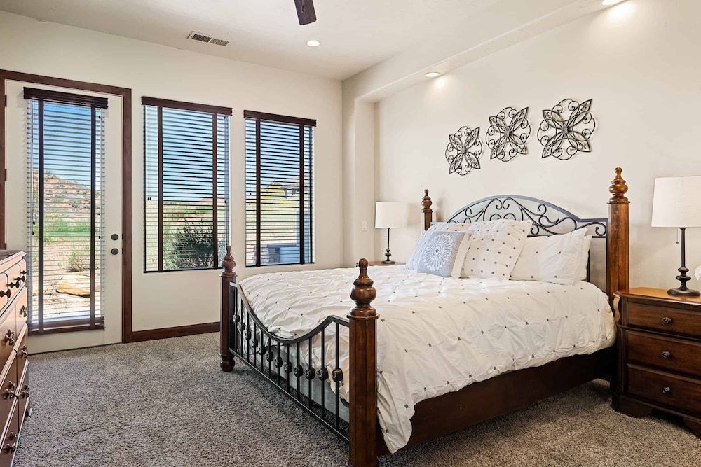 Coral Vista Villa by RedAwning 2