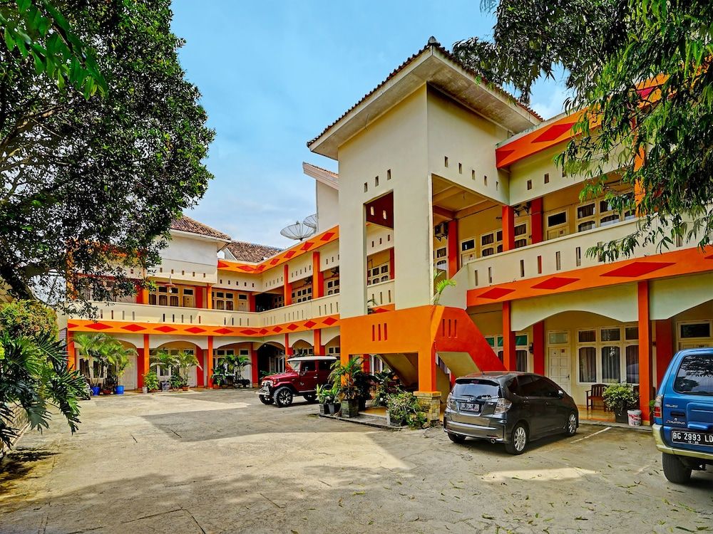 OYO Life 91984 Taufik Kost Syariah 2 estrellas en Prabumulih