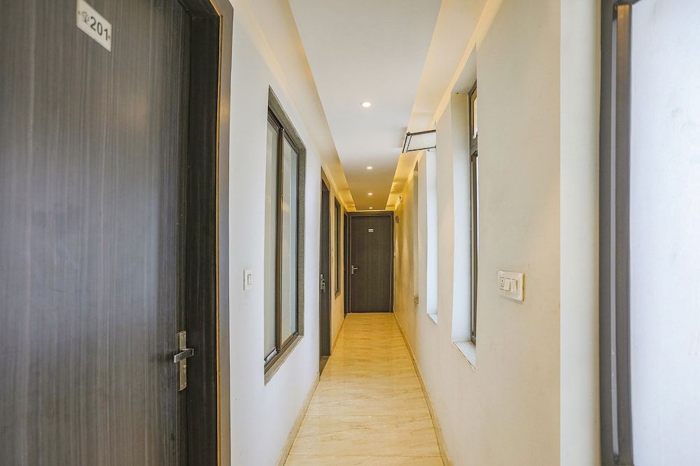 FabHotel Shri Ram Kashi 2