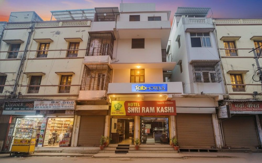 FabHotel Shri Ram Kashi 3 estrellas en Prayagraj