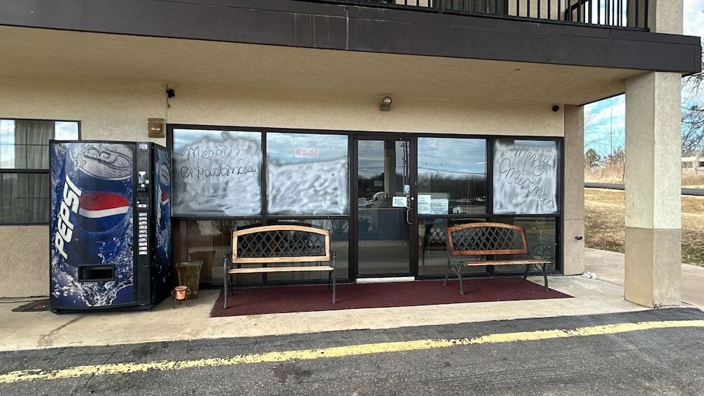 HiWay Inn Express Kiowa Hwy 69 2