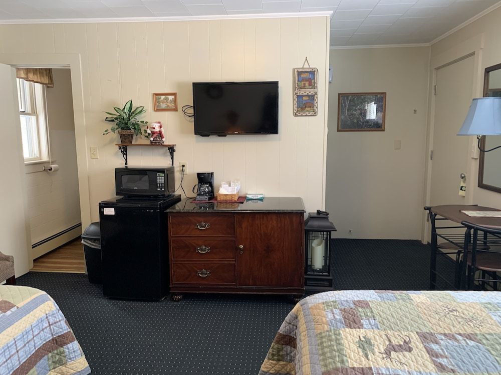 Carroll Motel & Cottages 3