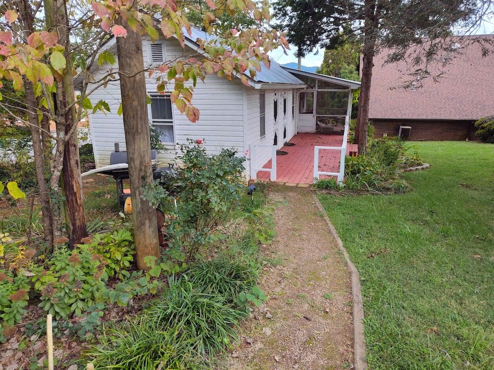 Franklin Terrace Bed and Breakfast 2