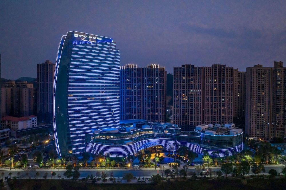 Wyndham Grand Plaza Royale Yujia Anhua -1 estrellas en Anhua