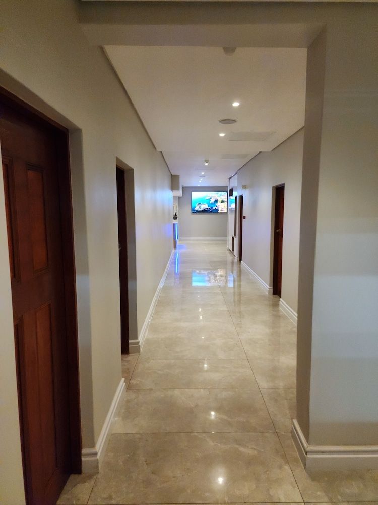 12 Oceans Hotel and Conference Centre 2