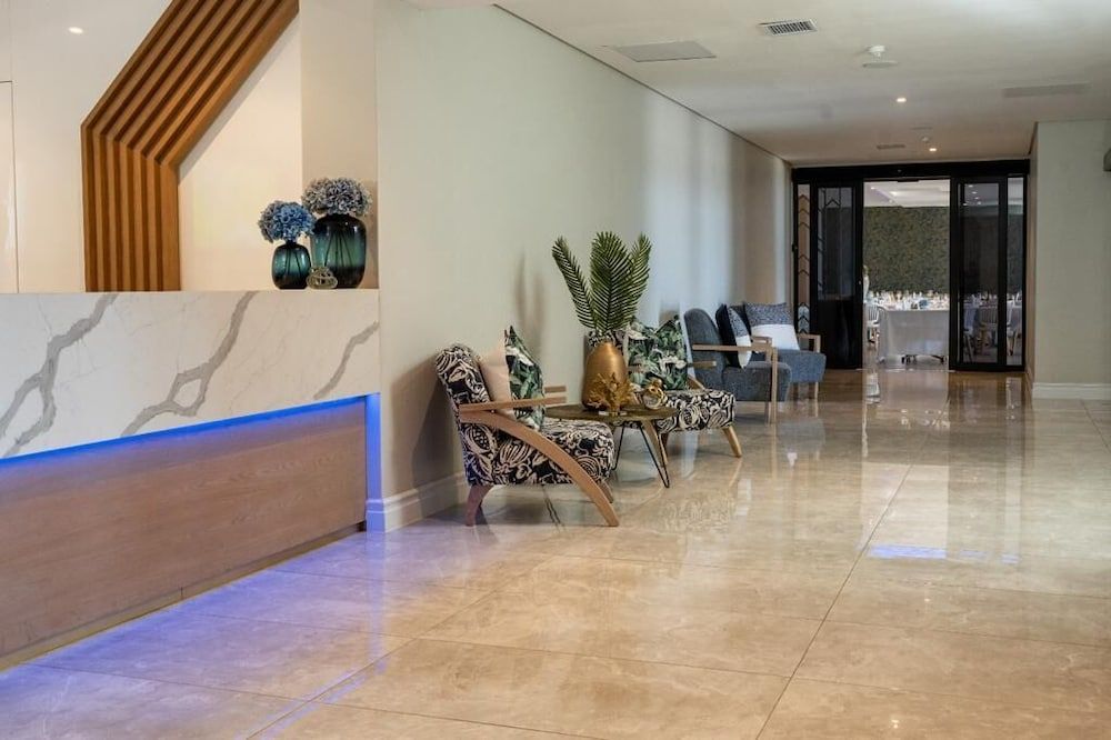 12 Oceans Hotel and Conference Centre -1 estrellas en Kingsburgh