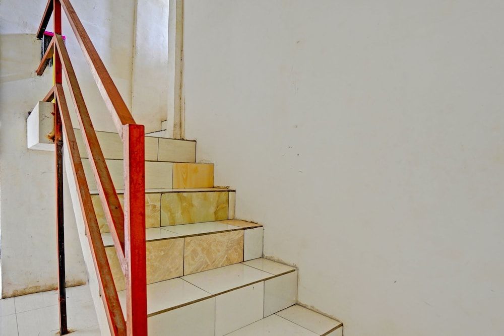 OYO LIFE 92077 Tarlo Guest House 3 2