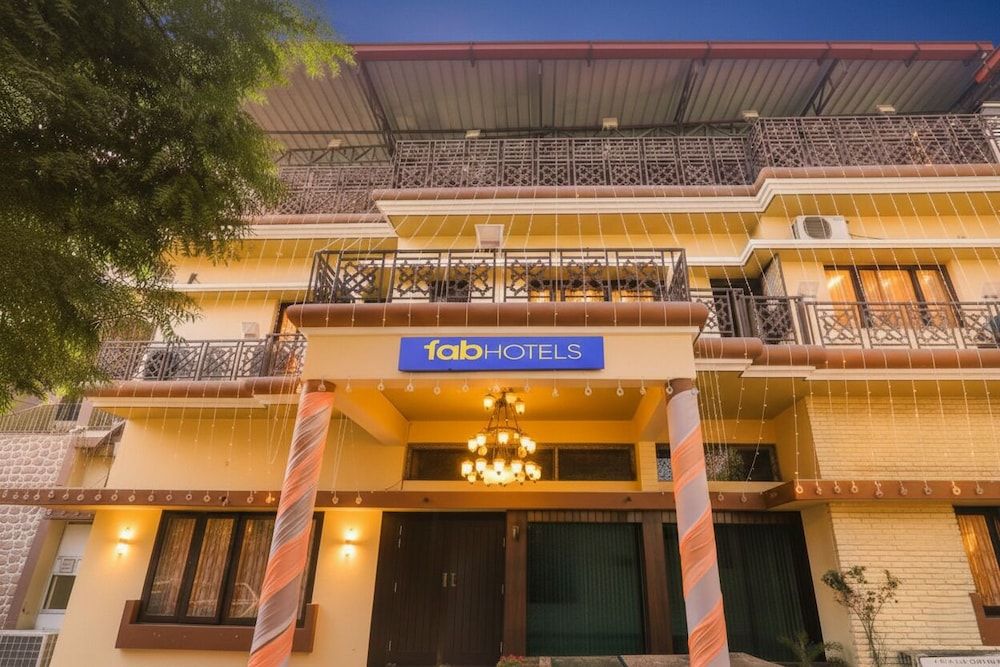 Fabhotel Harmony 3 estrellas en Colonelganj