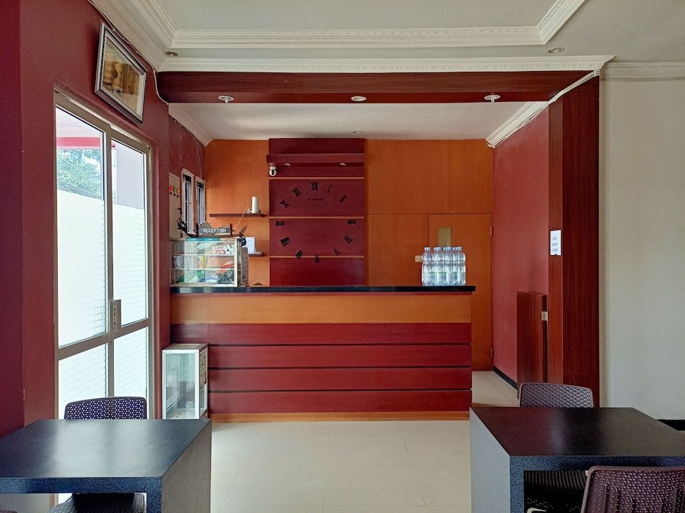 Hotel O Kost Orange Syariah 2