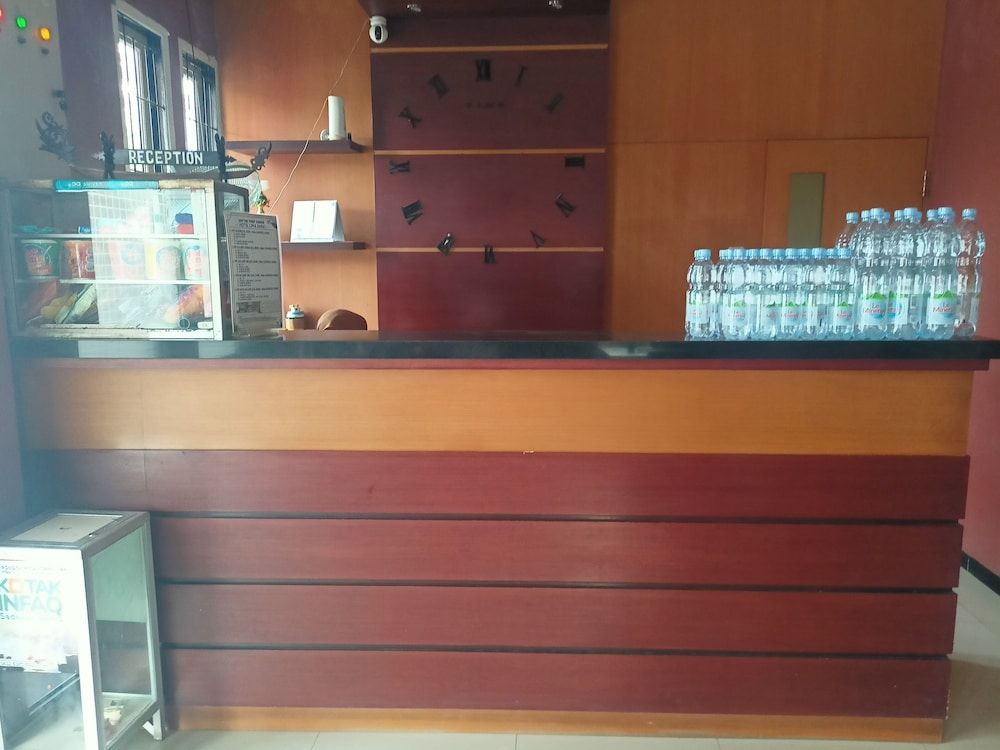 Hotel O Kost Orange Syariah 3