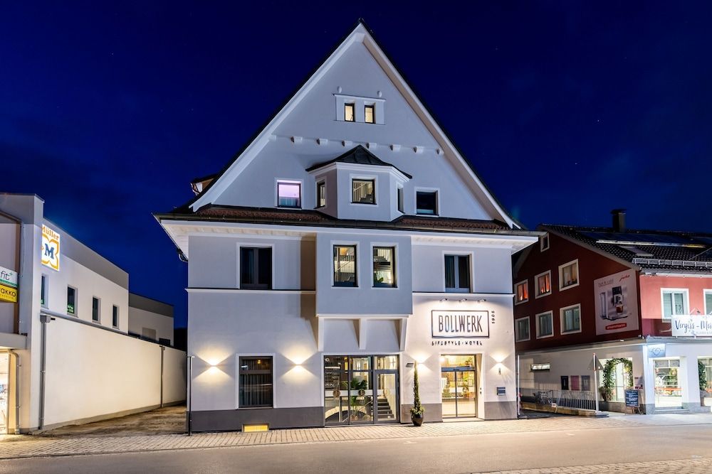 BOLLWERK Lifestyle Hotel - automatisiertes Hotel mit Self Check In -1 estrellas en Immenstadt im Allgäu